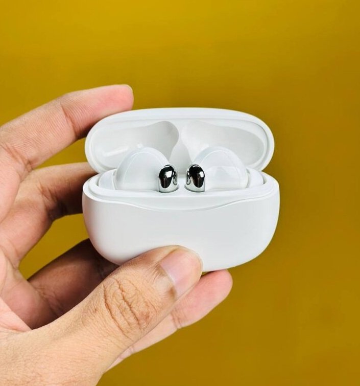 YW15 Active Noise Cancelling Earbuds – Black, White